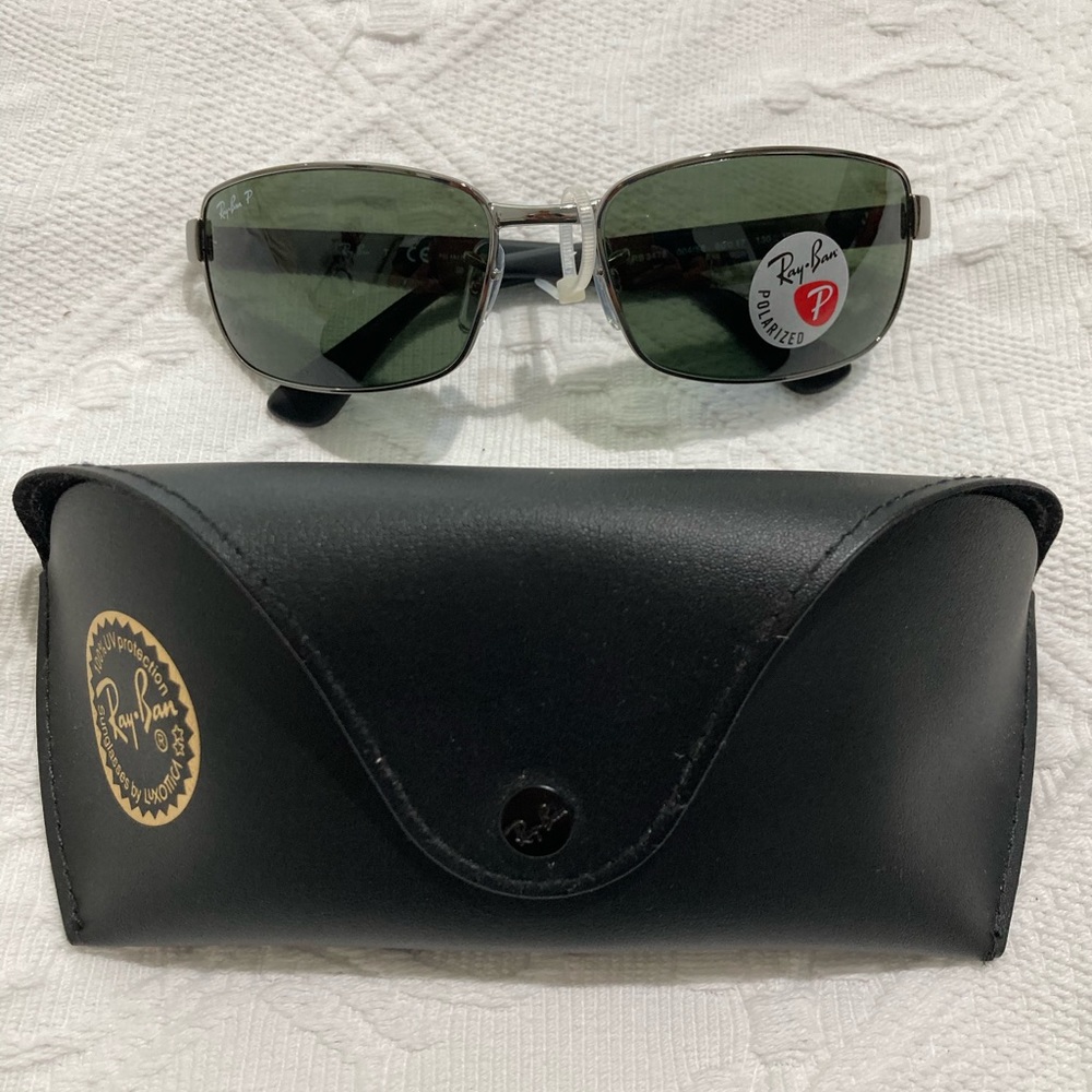 💕 🕶 Ray Ban P Sunglasses 🕶 💗